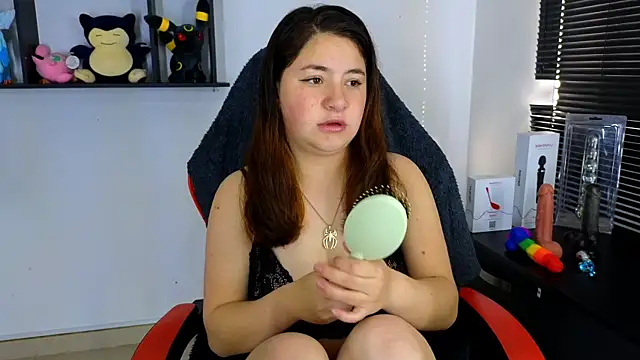 Snapshot of ann_bronw chatting on January 2025 01:24:02 PM ann bronw online show from January 2025 01:24:02 PM