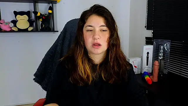 Snapshot of ann_bronw chatting on January 2025 02:35:01 PM ann bronw online show from January 2025 02:35:01 PM