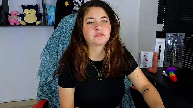 Snapshot of ann_bronw chatting on February 2025 04:04:01 PM ann bronw online show from February 2025 04:04:01 PM