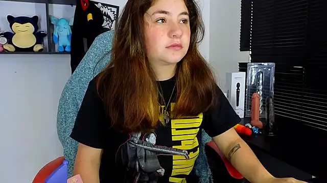 Snapshot of ann_bronw chatting on February 2025 02:04:02 PM ann bronw online show from February 2025 02:04:02 PM