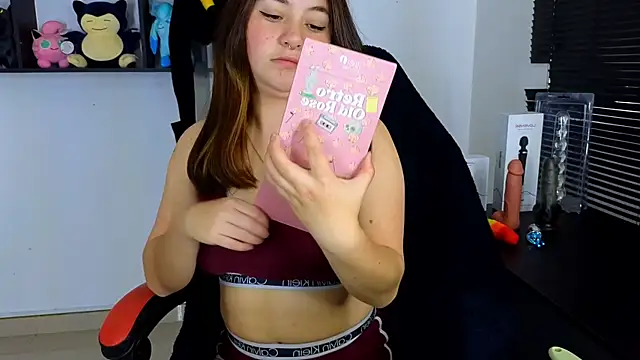 Snapshot of ann_bronw chatting on March 2025 02:08:02 PM ann bronw online show from March 2025 02:08:02 PM