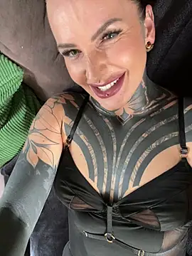 Snapshot of InkedBiitch chatting on June 2026 02:28:01 PM InkedBiitch online show from June 2026 02:28:01 PM