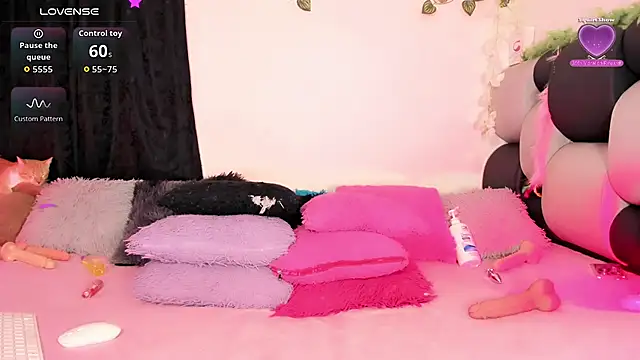 sabrinamossii online show from April 2026 12:02:02 AM