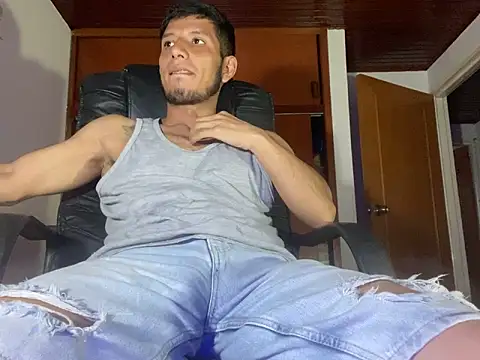 thadeo horny online show from April 2026 10:56:02 PM