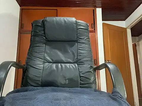 thadeo horny online show from April 2026 10:29:02 PM