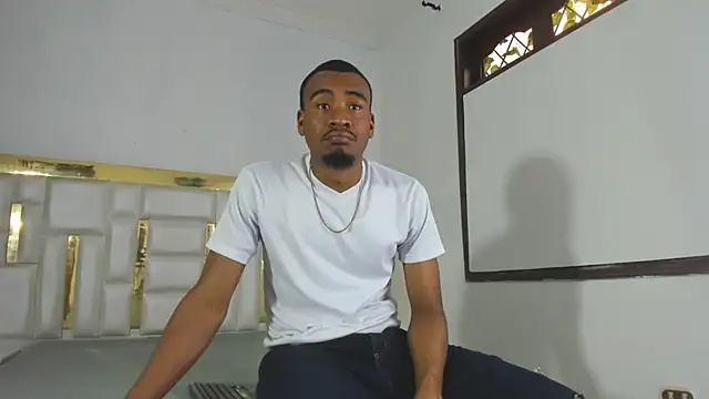 Kylieandjhonny online show from February 2025 06:26:02 PM