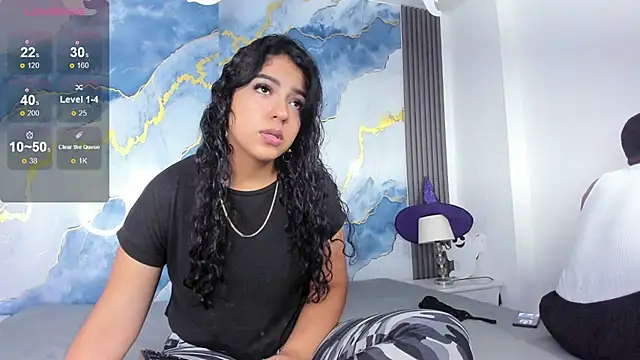 Kylieandjhonny online show from October 2025 07:29:02 PM