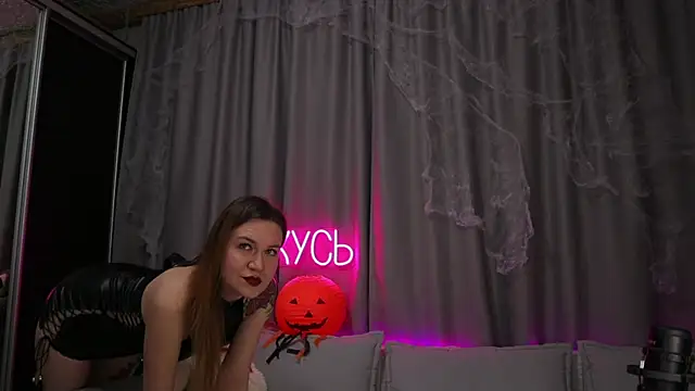 Snapshot of _LadyMargo_ chatting on October 2025 11:41:02 PM  LadyMargo  online show from October 2025 11:41:02 PM