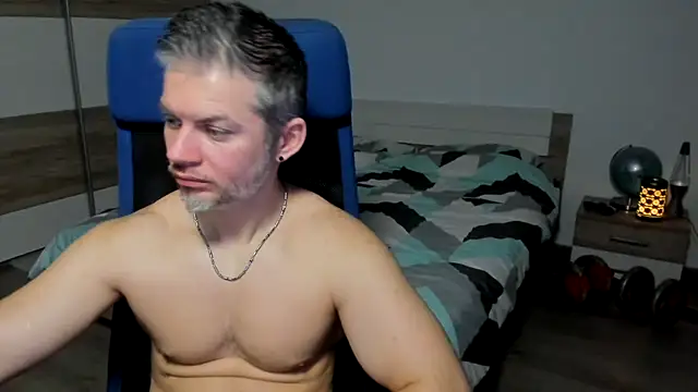 RobbyShawz online show from January 2025 10:43:02 AM