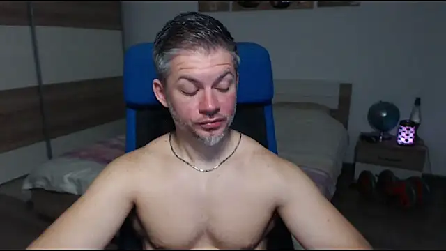 RobbyShawz online show from March 2025 06:10:02 AM