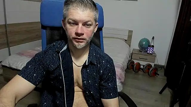 RobbyShawz online show from February 2026 04:42:01 AM