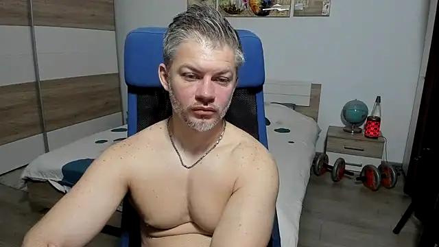 RobbyShawz online show from April 2026 04:50:02 AM