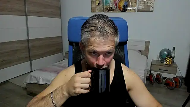 RobbyShawz online show from July 2026 04:27:01 AM