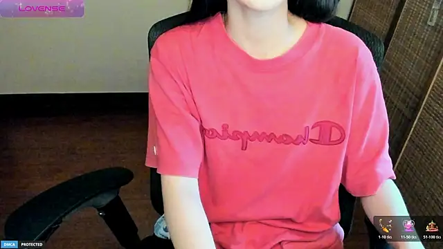 Snapshot of Ayase_momo chatting on July 2026 10:36:02 PM Ayase momo online show from July 2026 10:36:02 PM