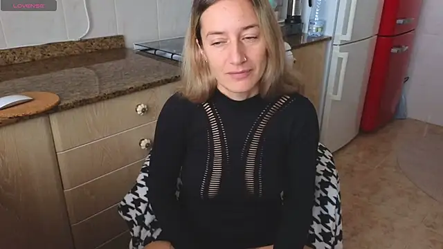 Lunamix online show from April 2026 10:27:01 AM