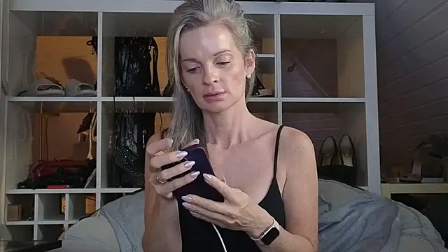 Sabdeluxe online show from May 2026 03:37:02 AM