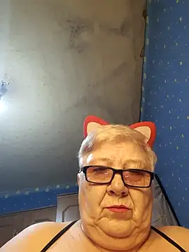 Snapshot of Lena_Gaby chatting on February 2025 09:20:02 PM Lena Gaby online show from February 2025 09:20:02 PM
