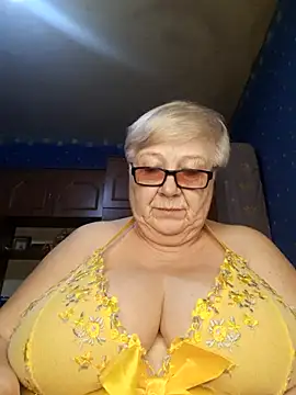 Snapshot of Lena_Gaby chatting on March 2025 04:56:02 PM Lena Gaby online show from March 2025 04:56:02 PM