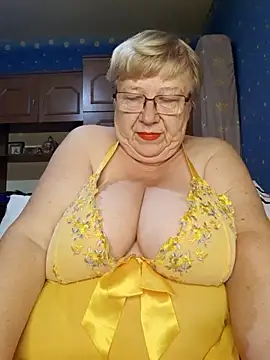 Snapshot of Lena_Gaby chatting on September 2025 03:41:01 AM Lena Gaby online show from September 2025 03:41:01 AM