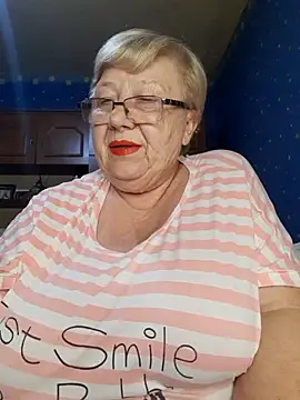 Snapshot of Lena_Gaby chatting on October 2025 07:25:02 PM Lena Gaby online show from October 2025 07:25:02 PM