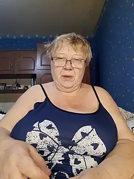 Snapshot of Lena_Gaby chatting on October 2025 05:08:01 AM Lena Gaby online show from October 2025 05:08:01 AM