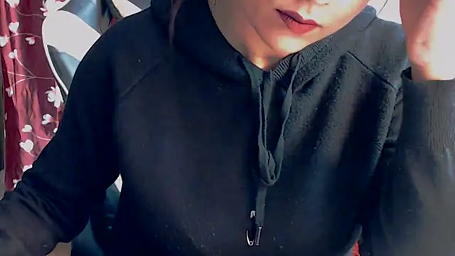 Snapshot of Naiaa-mylove chatting on February 2026 12:00:01 PM Naiaa-mylove online show from February 2026 12:00:01 PM