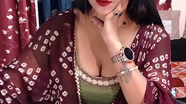 Naiaa-mylove online show from June 2026 06:33:02 AM