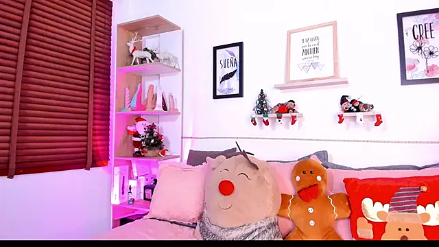 Nata Villalobos online show from December 2024 11:29:01 PM