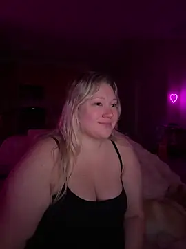 PiggyRose online show from June 2026 01:27:01 AM