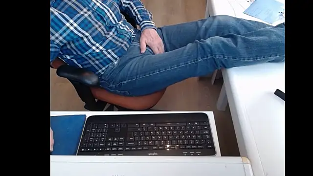 dutchpornking online show from March 2025 03:02:02 PM