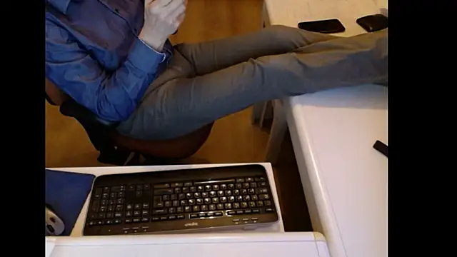 dutchpornking online show from March 2026 07:20:02 PM