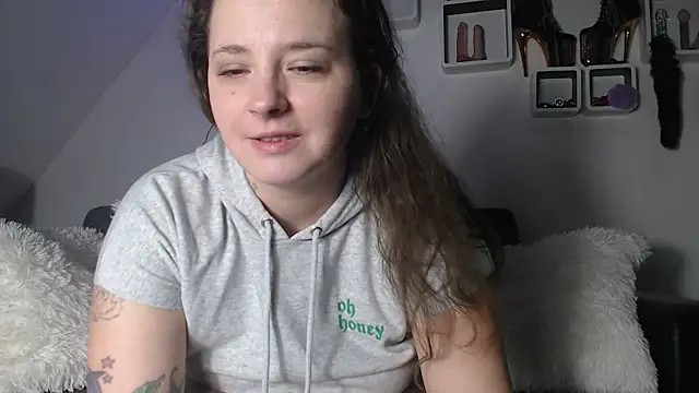 Snapshot of SexyJoy1991 chatting on December 2024 05:40:02 AM SexyJoy1991 online show from December 2024 05:40:02 AM