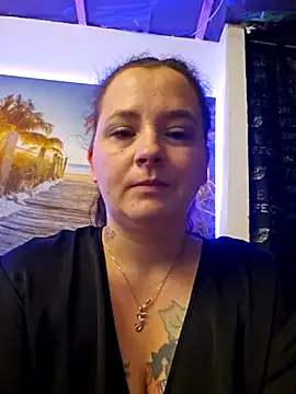 Snapshot of SexyJoy1991 chatting on September 2025 04:23:02 AM SexyJoy1991 online show from September 2025 04:23:02 AM