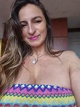 Snapshot of marilyn_love6969 chatting on July 2026 01:48:02 PM marilyn love6969 online show from July 2026 01:48:02 PM