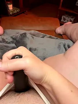 bigirl1979 online show from September 2025 11:47:01 AM