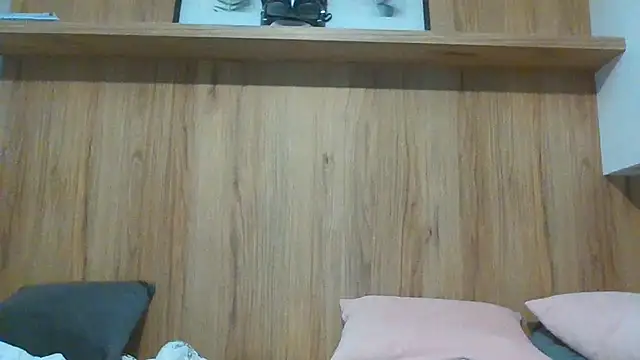 Snapshot of Lantti_Irres chatting on June 2026 09:21:02 PM Lantti Irres online show from June 2026 09:21:02 PM