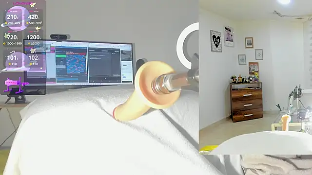 sofi velez online show from October 2025 05:25:01 PM