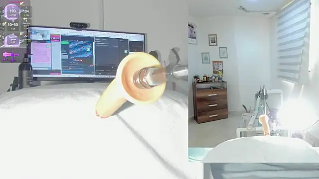 sofi velez online show from November 2025 05:01:02 PM