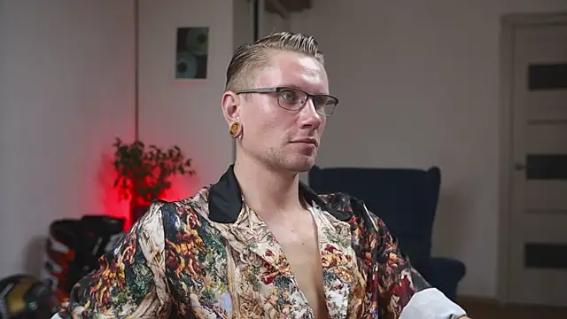 kevin-park online show from October 2025 01:33:02 PM