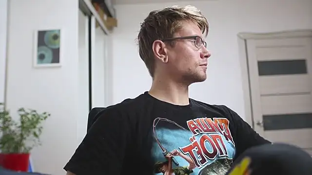 kevin-park online show from December 2025 06:42:02 AM