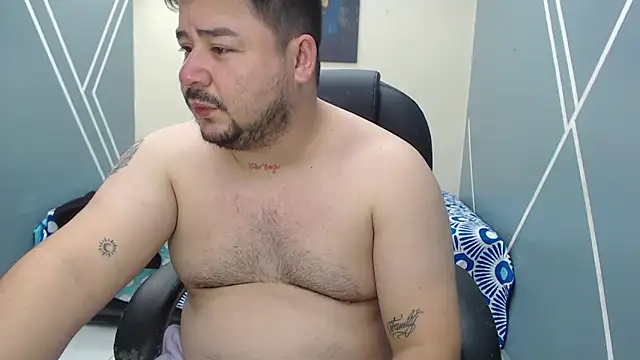 Snapshot of oso_dirty_ chatting on March 2025 05:41:02 PM oso dirty online show from March 2025 05:41:02 PM