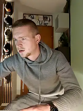 Snapshot of Playbunniboy chatting on December 2024 04:48:01 PM Playbunniboy online show from December 2024 04:48:01 PM