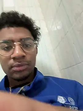 Snapshot of samuchoco21 chatting on February 2025 11:41:02 AM samuchoco21 online show from February 2025 11:41:02 AM