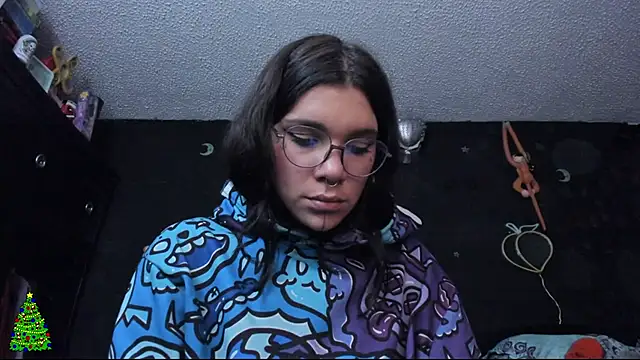 Snapshot of Lilmarieee chatting on December 2024 10:09:02 PM Lilmarieee online show from December 2024 10:09:02 PM