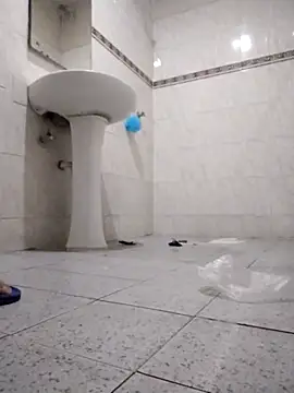 Snapshot of landy20cm chatting on February 2026 12:28:02 PM landy20cm online show from February 2026 12:28:02 PM