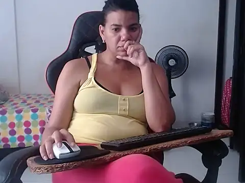 Adriana 0312 online show from July 2026 04:25:01 PM