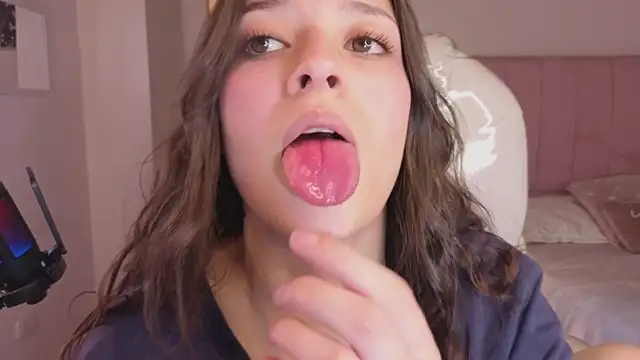 Amaia Daniells online show from January 2026 04:15:01 AM