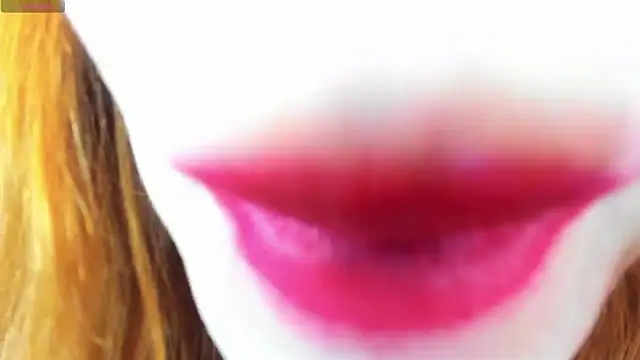 Snapshot of softlysoftlyasbeauty chatting on March 2025 06:29:01 PM softlysoftlyasbeauty online show from March 2025 06:29:01 PM