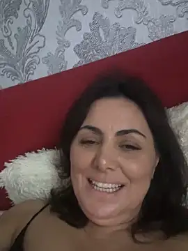Emma roqueen online show from June 2026 05:37:01 PM