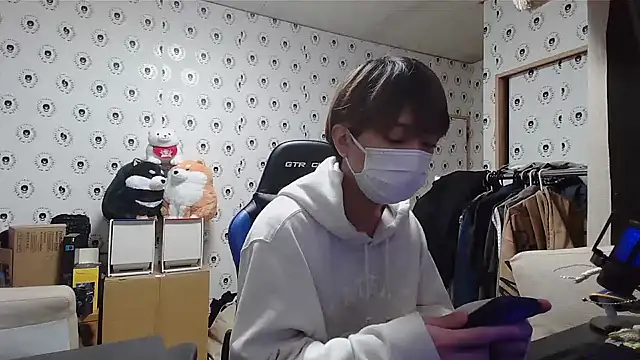 Snapshot of pychan chatting on January 2025 10:48:01 AM pychan online show from January 2025 10:48:01 AM